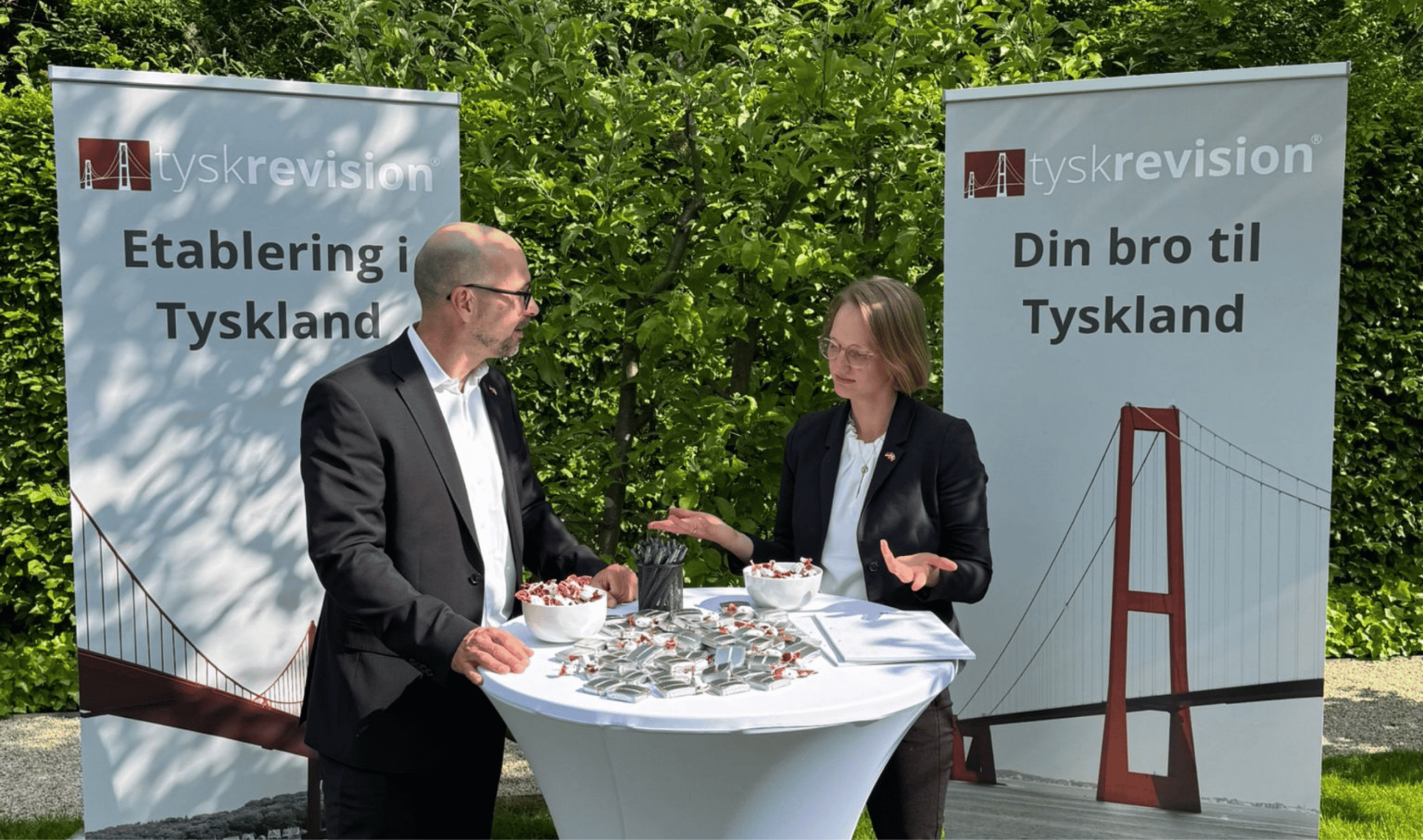 tyskrevision Stand Grundlovsdag